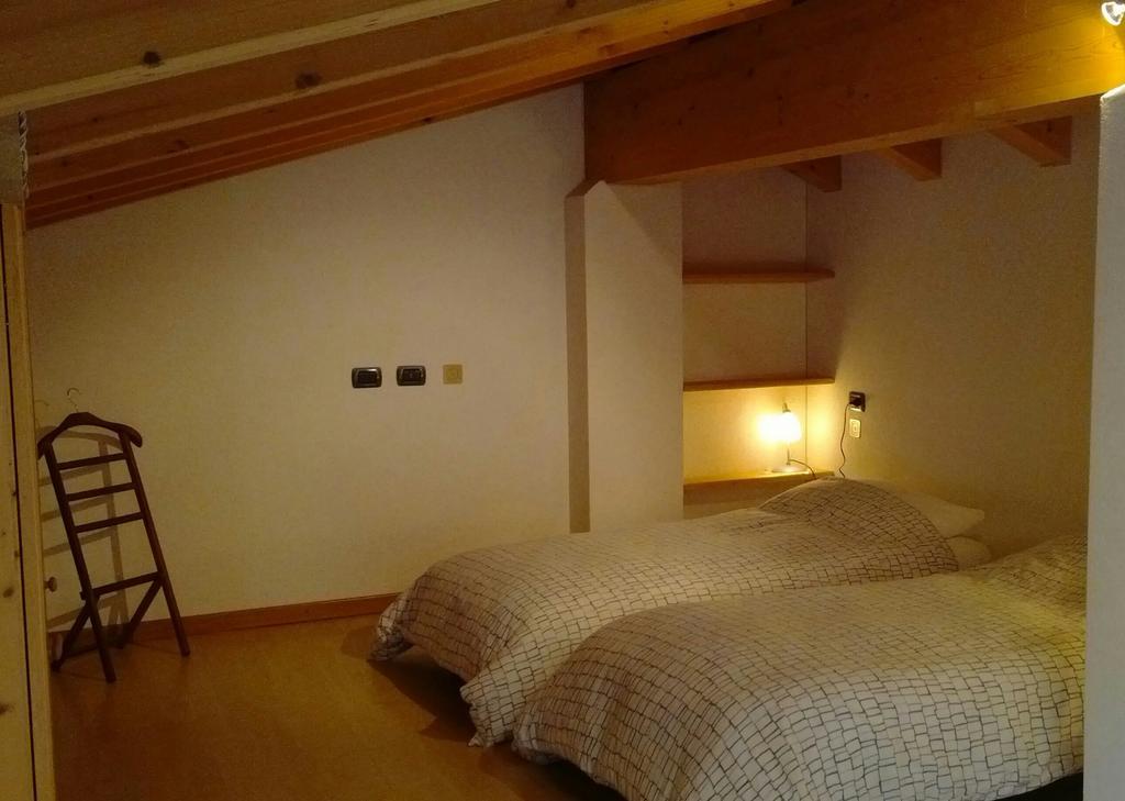 B&B I Pioppi Chiavenna Camera foto