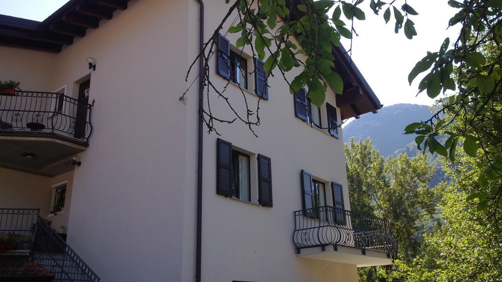 B&B I Pioppi Chiavenna Esterno foto